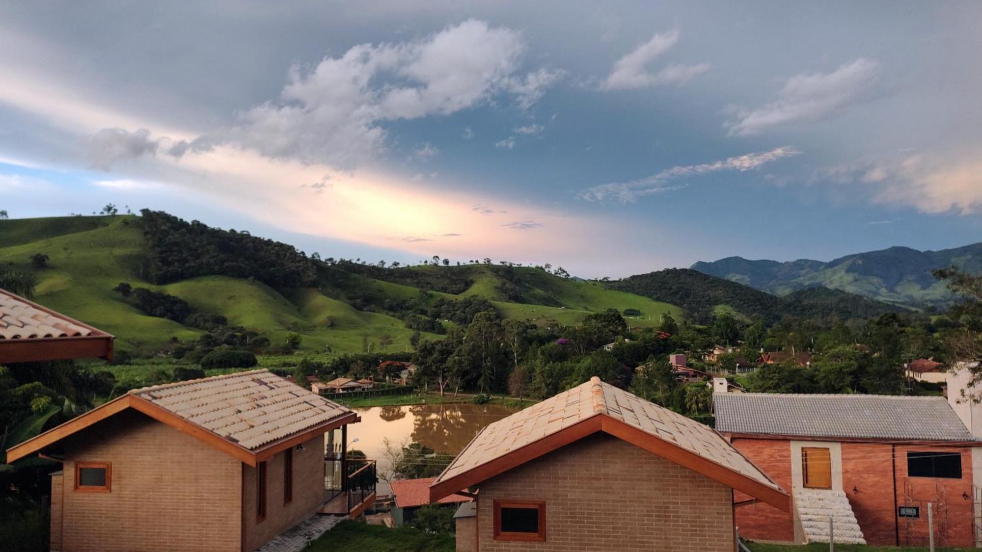 Altos Do Village *